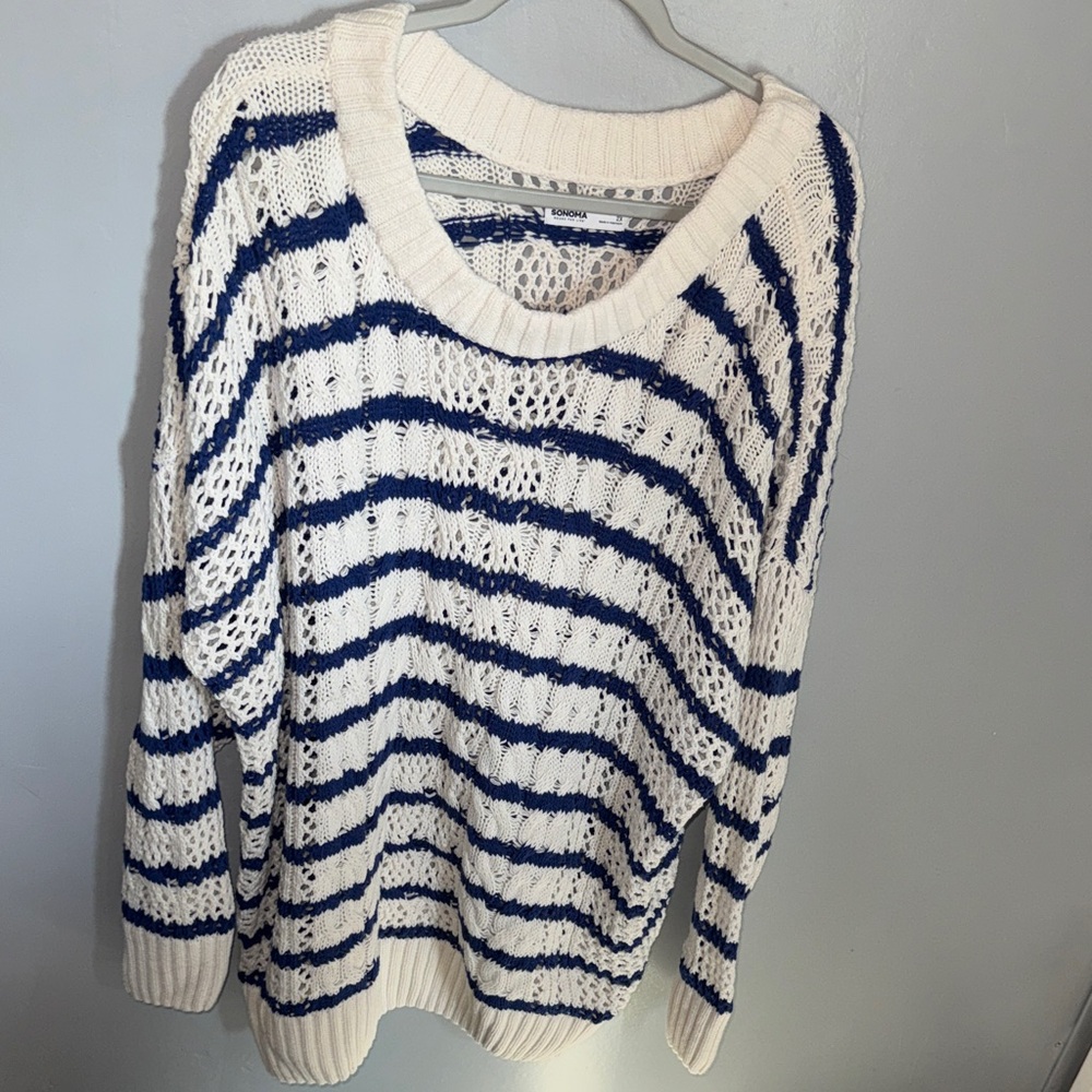 Sonoma Open-Knit Crewneck Sweater in White & Navy Stripes